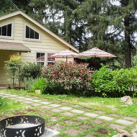 Stylish Cabin Orick Exterior photo