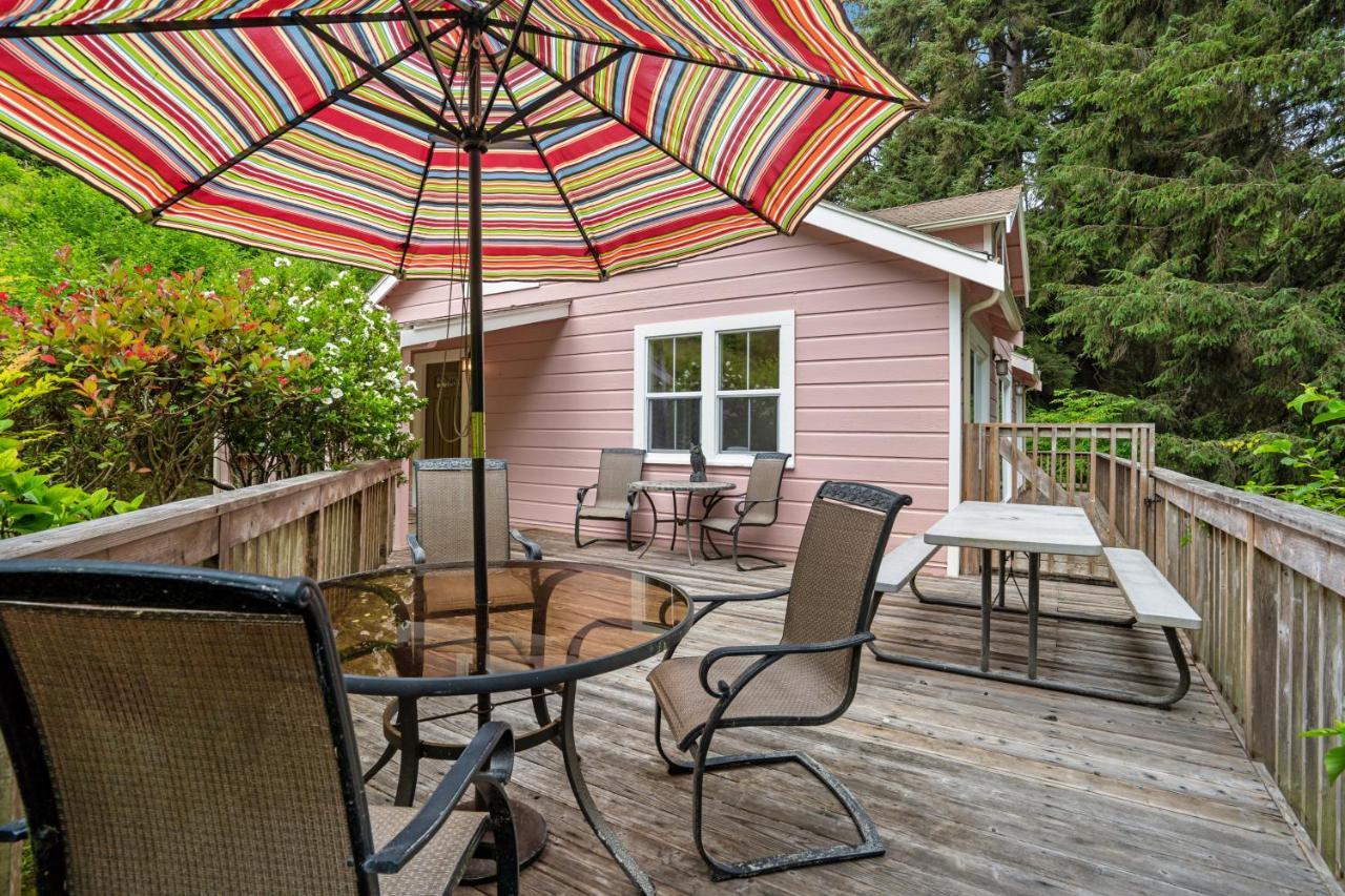 Stylish Cabin Orick Exterior photo